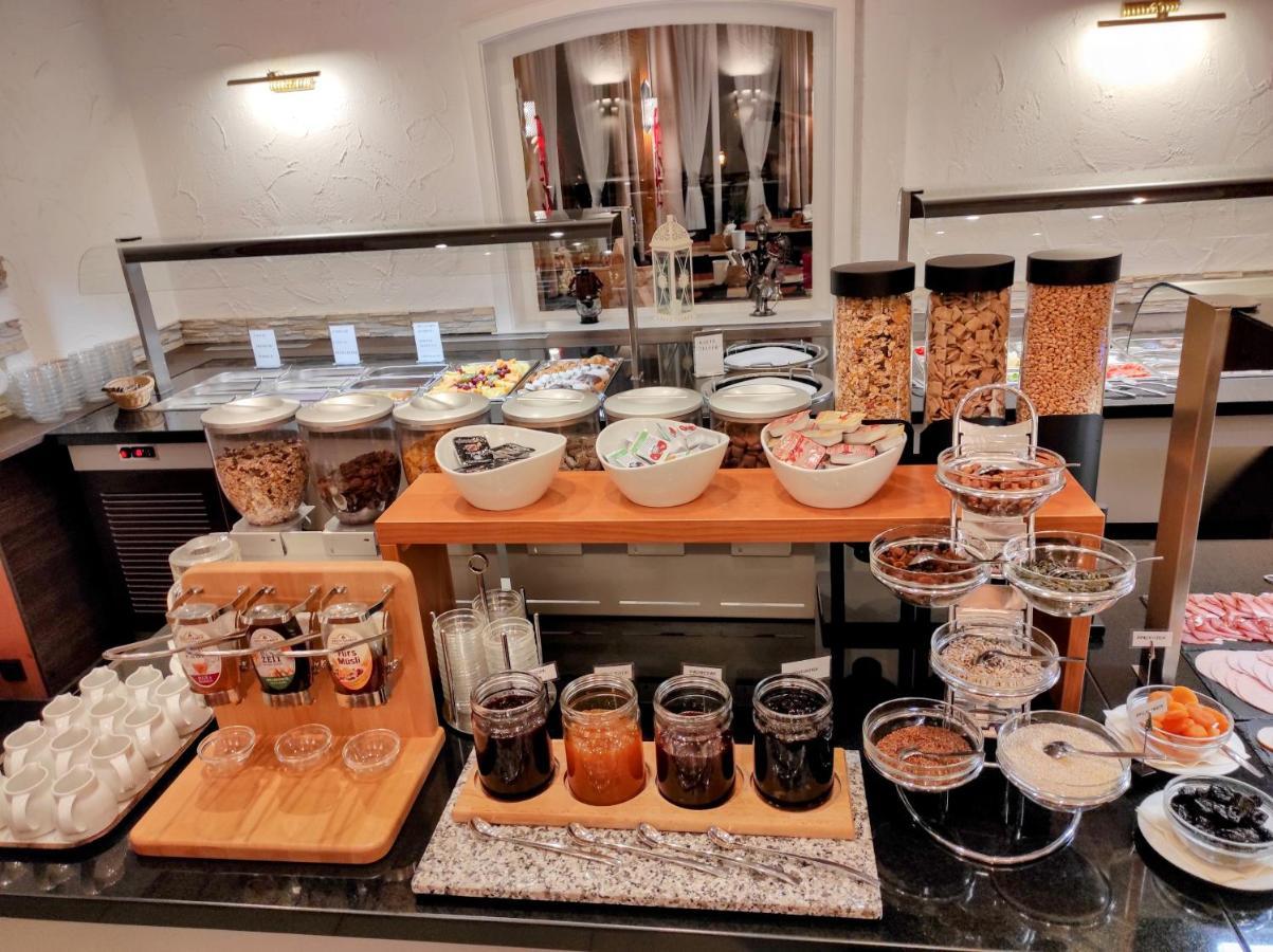 Wellness Hotel Garni Krone Baiersbronn Ngoại thất bức ảnh