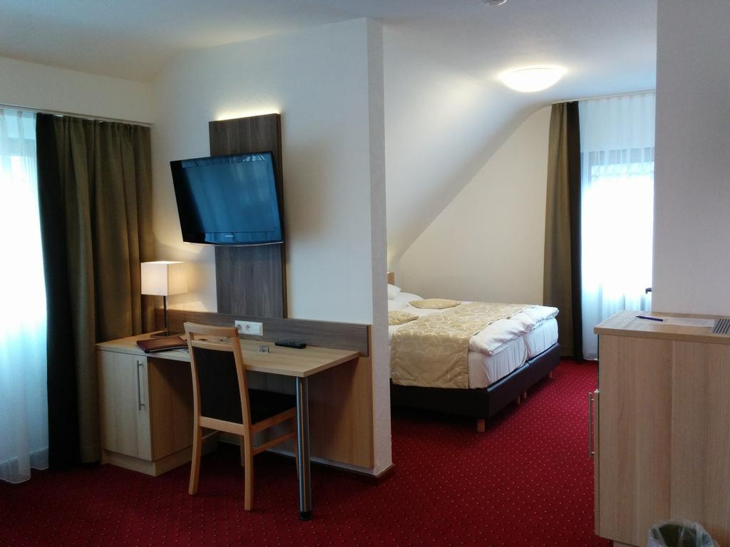 Wellness Hotel Garni Krone Baiersbronn Ngoại thất bức ảnh