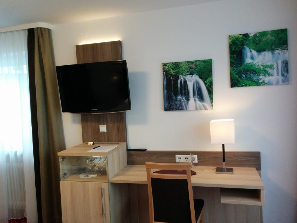 Wellness Hotel Garni Krone Baiersbronn Ngoại thất bức ảnh