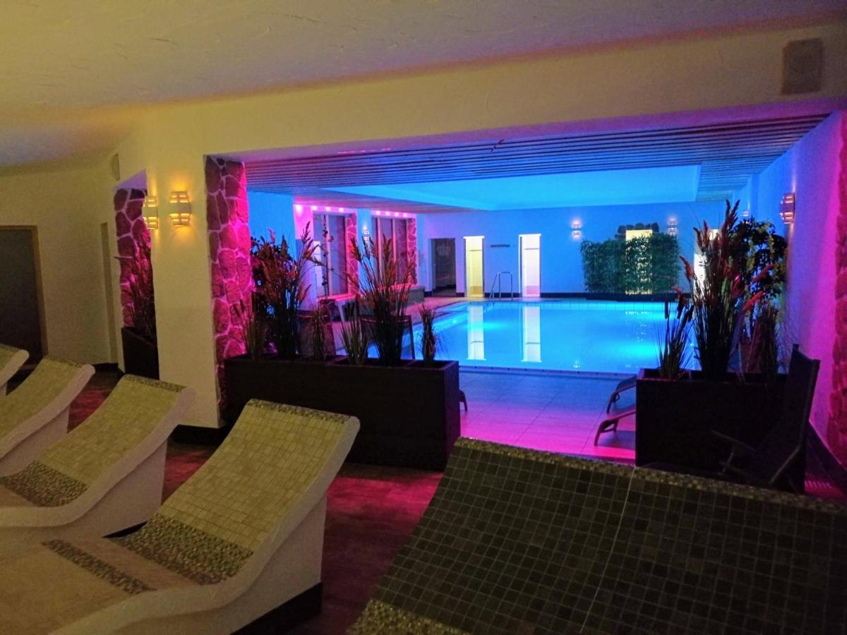 Wellness Hotel Garni Krone Baiersbronn Ngoại thất bức ảnh